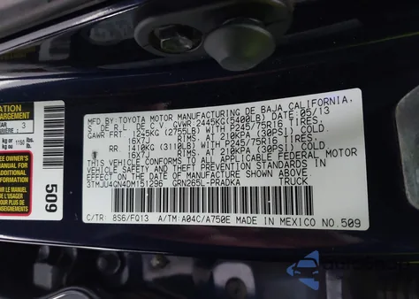 2013 Toyota Tacoma Prerunner V6 z USA, uszkodzony, nr VIN 3TMJU4GN4DM151296